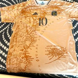 Limited edition Messi Argentina jersey 2xl